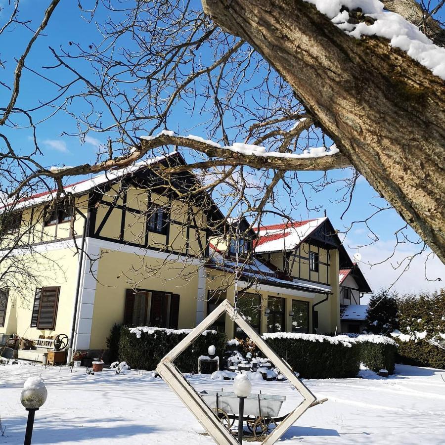 Penzion Pod Orechom Turčianske Teplice Exteriör bild