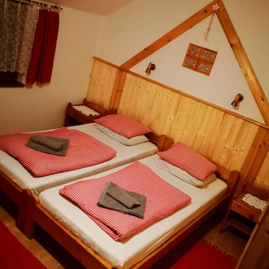 Penzion Pod Orechom Turčianske Teplice Exteriör bild